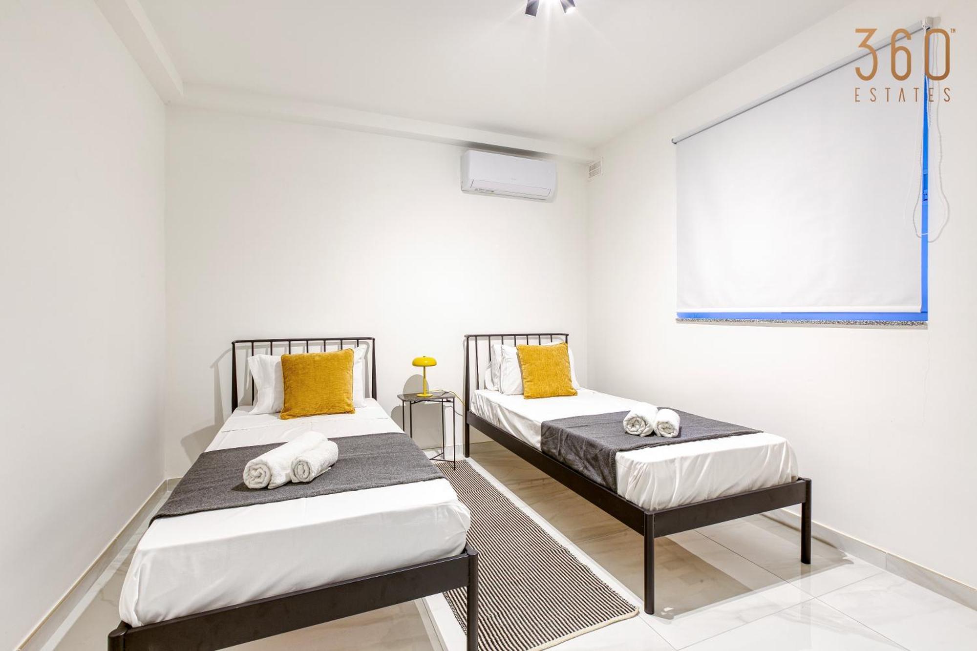 Modern 2Br Apt With Private Terrace & Sofa Bed By 360 Estates St. Paul's Bay Exterior foto